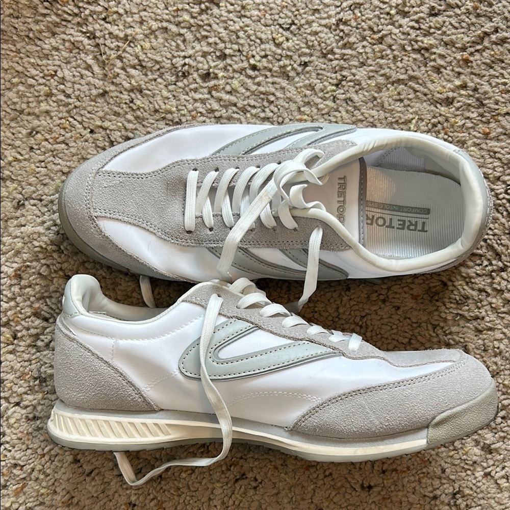 Tretorn White and Gray Sneakers with Suede Overlays